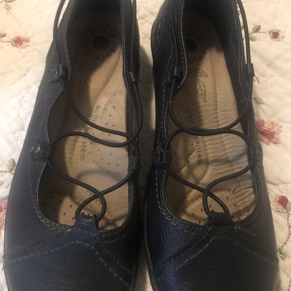 Womens Shoes